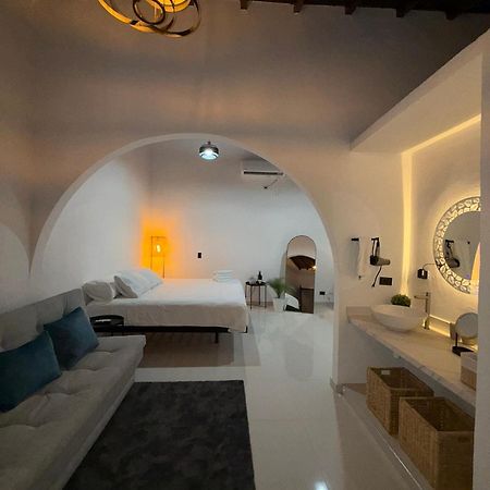 Clandestino - Hotel Boutique Ла Дорада Екстериор снимка