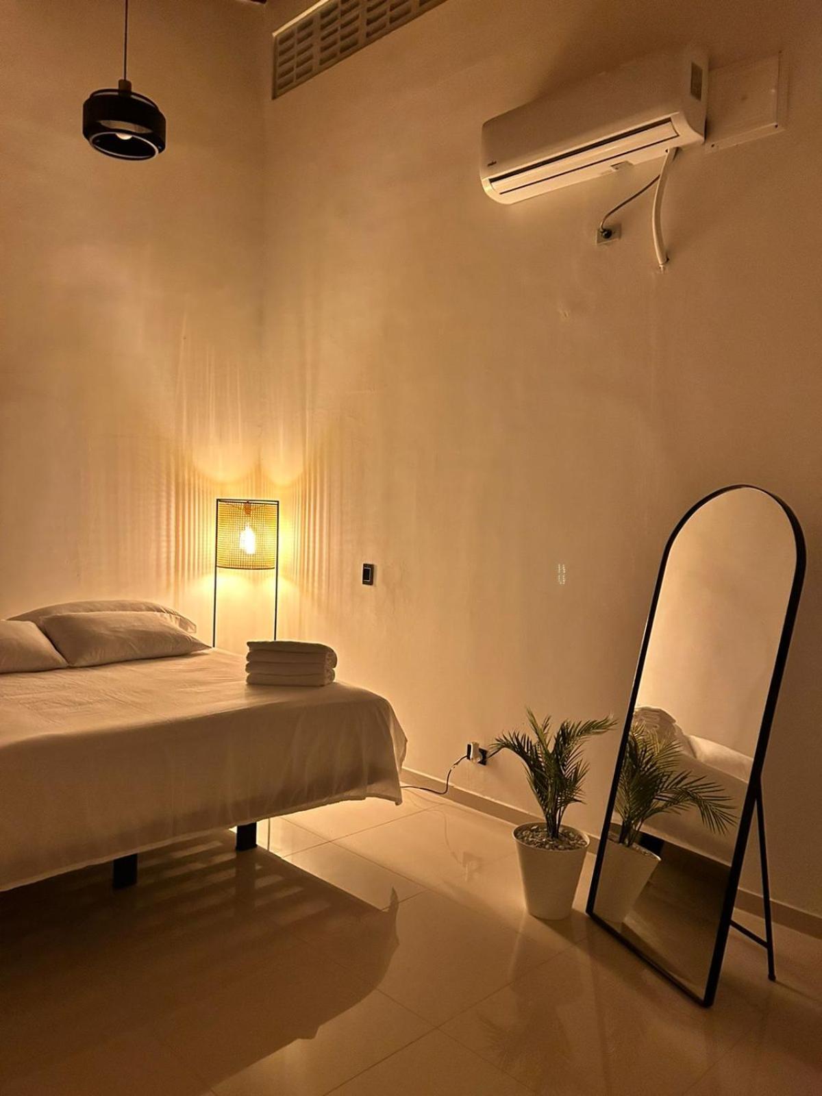 Clandestino - Hotel Boutique Ла Дорада Екстериор снимка