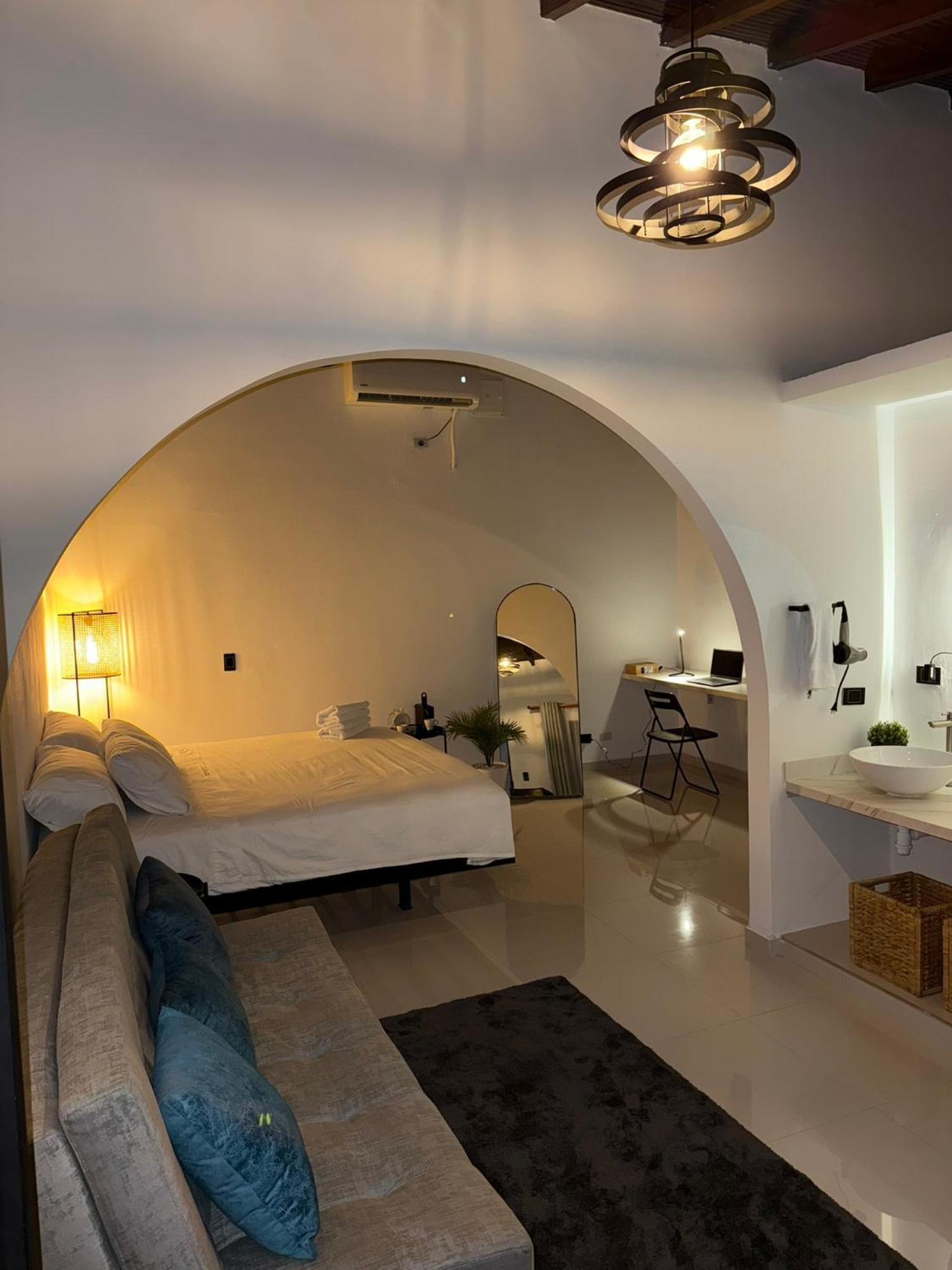 Clandestino - Hotel Boutique Ла Дорада Екстериор снимка